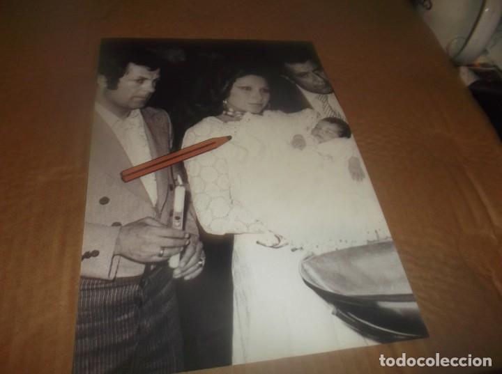 Otros Art&iacute;culos de Coleccionismo en Papel: RECORTE A&Ntilde;O 2005.- LA CANTANTE ROCIO JURADO,PEDRO CARRASCO NACIMIENTO Y BAUTIZO DE ROCIO CARRASCO