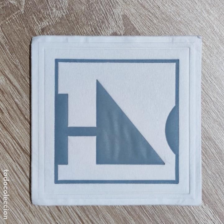 Paper Collecting Others: POSAVASOS - 2011 - HOTEL