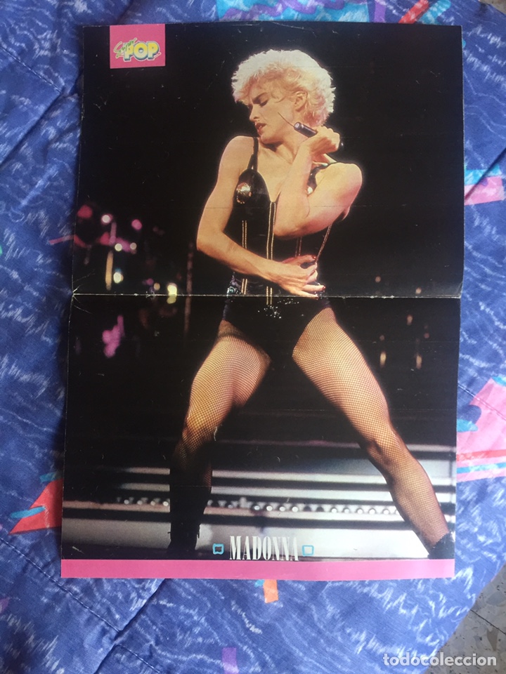 Otros Art&iacute;culos de Coleccionismo en Papel: Doble p&oacute;ster de Madonna y Don Johnson