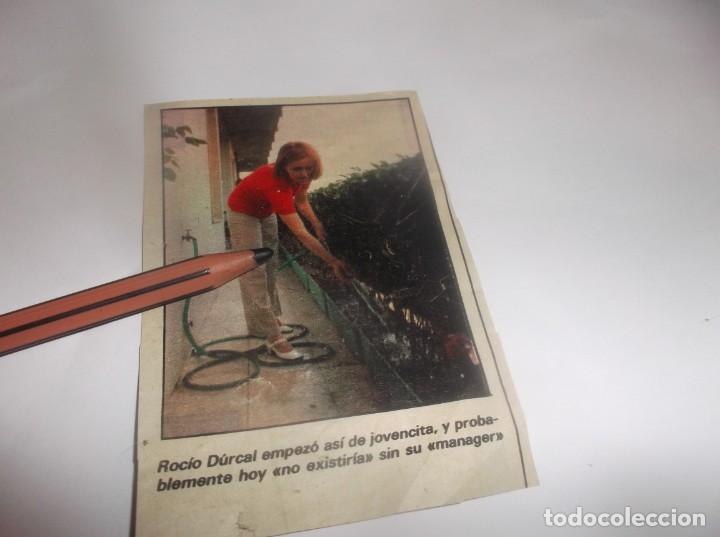 Otros Art&iacute;culos de Coleccionismo en Papel: RECORTE A&Ntilde;O 1970 .- ROC&Iacute;O D&Uacute;RCAL EN EL BALC&Oacute;N DE SU CASA