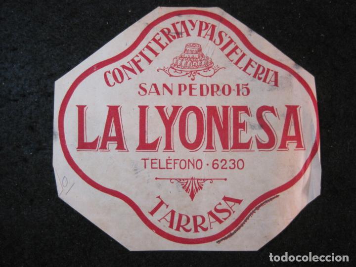 Outros artigos de papel: TARRASA - CONFITERIA PASTELERIA LA LYONESA - PUBLICIDAD ANTIGUA -VER FOTOS-(K-5352)