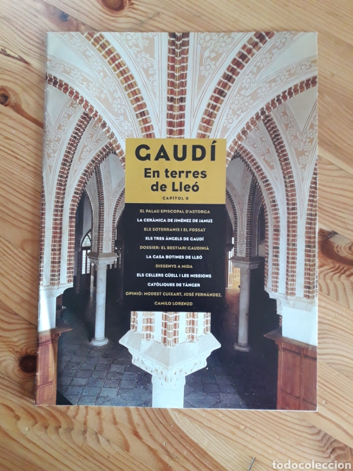 Otros Art&iacute;culos de Coleccionismo en Papel: Gaud&iacute; en terres de Lle&oacute; ( Gaud&iacute; en tierras de Le&oacute;n ) Astorga Botinas Botines Modernismo en catal&agrave;