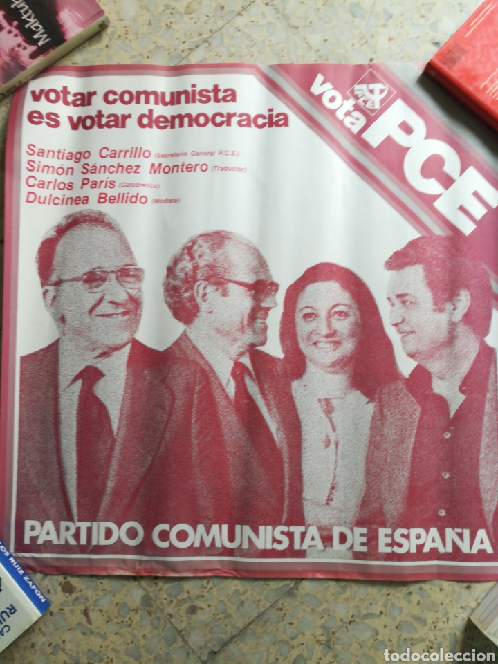 Outros artigos de papel: Poster Partido Comunista 1977. Carrillo, Sanchez, Paris, Bellido. Medidas 65x65