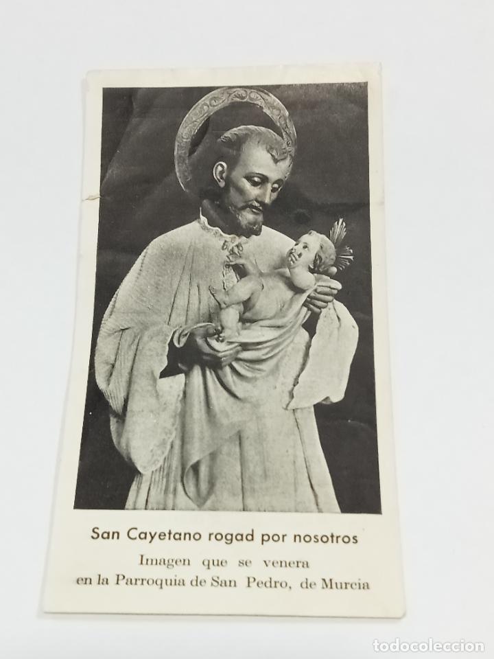 Outros artigos de papel: ESTAMPA. SAN CAYETANO ROGAD POR NOSOTROS. PARROQUIA SAN PEDRO, MURCIA. ORACI&Oacute;N AL DORSO