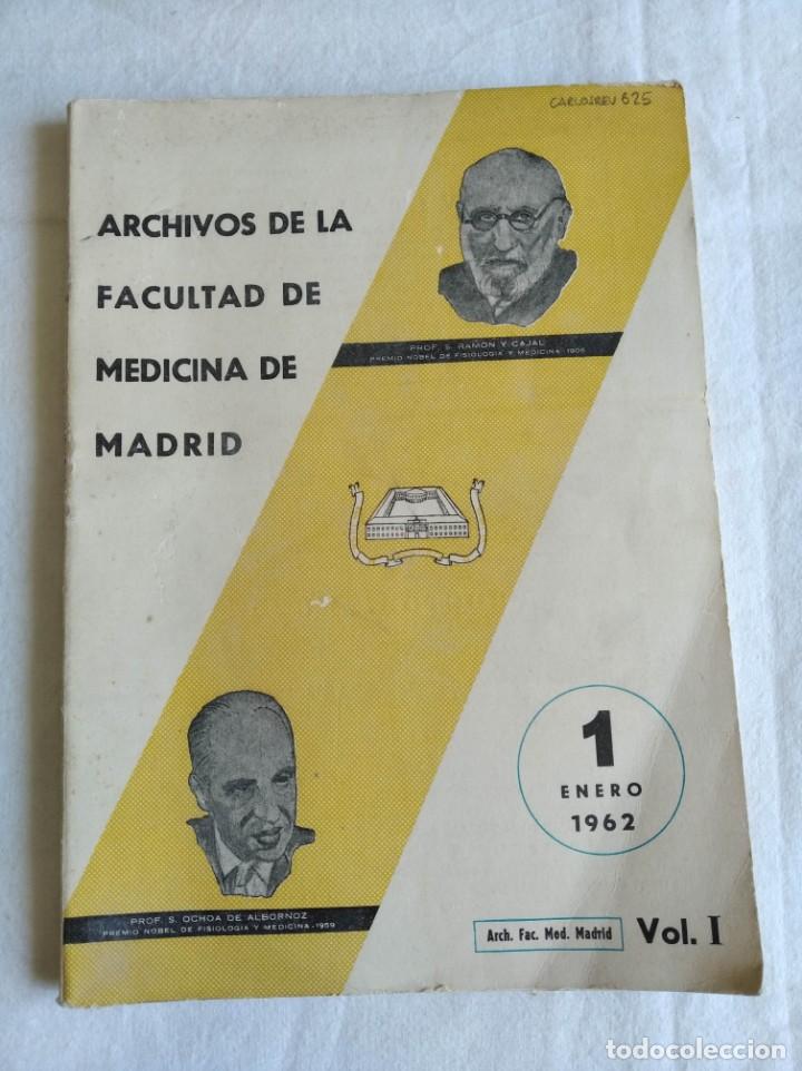 Outros artigos de papel: LIBROS DE ARCHIVOS DE LA FACULTAD DE MEDICINA DE MADRID. VOL. I N&ordm; 1. 1962. HEPATITIS CR&Oacute;NICA.