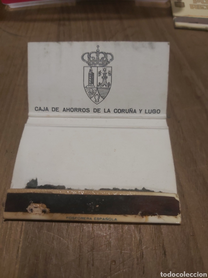 Outros artigos de papel: LUGO GRUPO ESCOLAR SAGRADO CORAZ&Oacute;N CAJA AHORROS DE CORU&Ntilde;A Y LUGO CAJA CERILLAS VINTAGE PUBLICIDAD