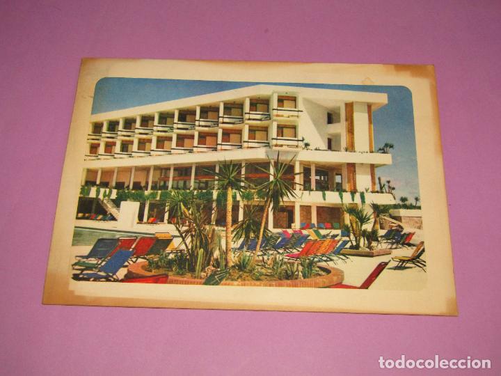 Otros Art&iacute;culos de Coleccionismo en Papel: Felicitaci&oacute;n Navide&ntilde;a 1966 de Pablo de Garnica con Residencia del Banco Espa&ntilde;ol de Cr&eacute;dito Estepona