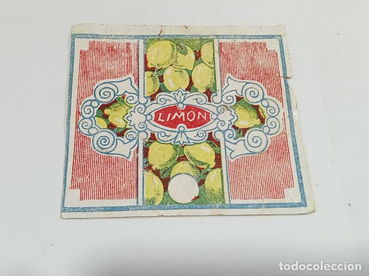 Paper Collecting Others: ANTIGUO ENVOLTORIO DE CARAMELOS. LIM&Oacute;N. 7 X 6.5 CM.