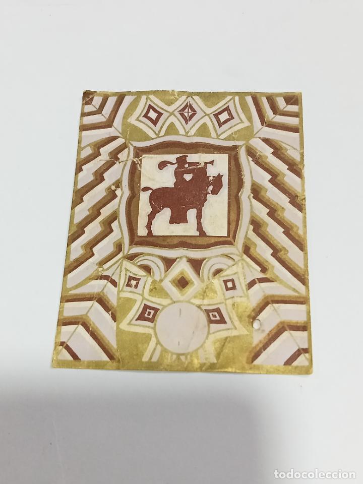 Collectionnisme Papier divers: ANTIGUO ENVOLTORIO DE CARAMELOS. A IDENTIFICAR. HOMBRE MONTADO A CABALLO. 6 X 8 CM