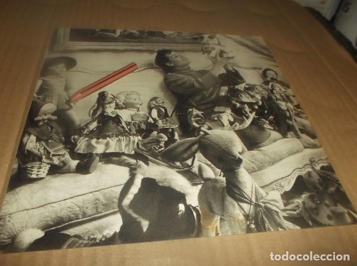 Otros Art&iacute;culos de Coleccionismo en Papel: RECORTE A&Ntilde;O 1965.- LA ARTISTA CARMEN SEVILLA , CON SUS MU&Ntilde;ECAS Y PELUCHES