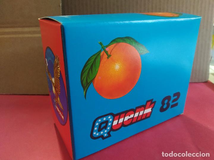 Sammelleidenschaft Andere Papierartikel: CAJA DE CARTON VACIA - TEJANOS VAQUEROS, JEANS & JACKETS - QUENK 82