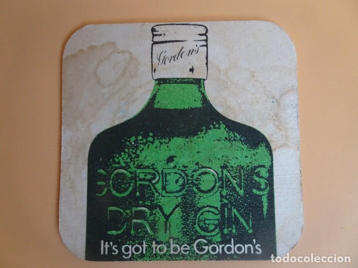 Otros art&iacute;culos de coleccionismo en papel: POSAVASOS GORDON&acute;S DRY GIN