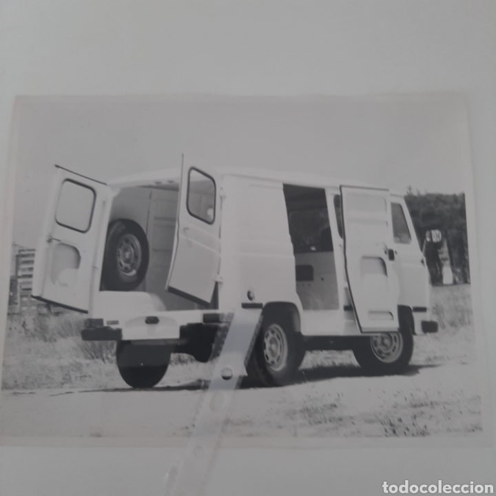 Otros art&iacute;culos de coleccionismo en papel: Fotograf&iacute;a furgoneta sava J4 pegaso