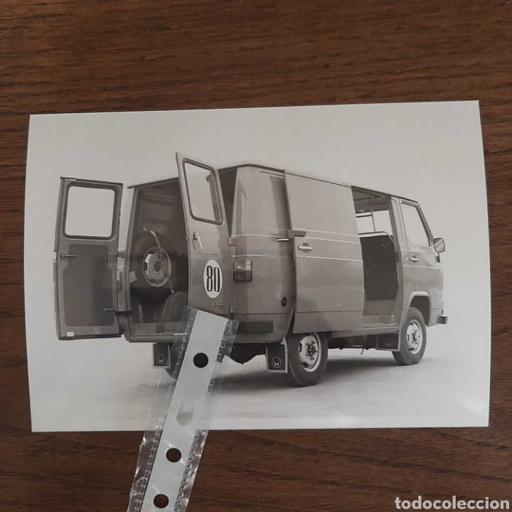 Outros artigos de papel: Fotograf&iacute;a furgoneta ebro