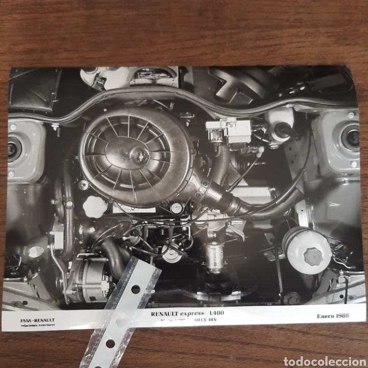 Outros artigos de papel: Fotograf&iacute;a furgoneta Renault express
