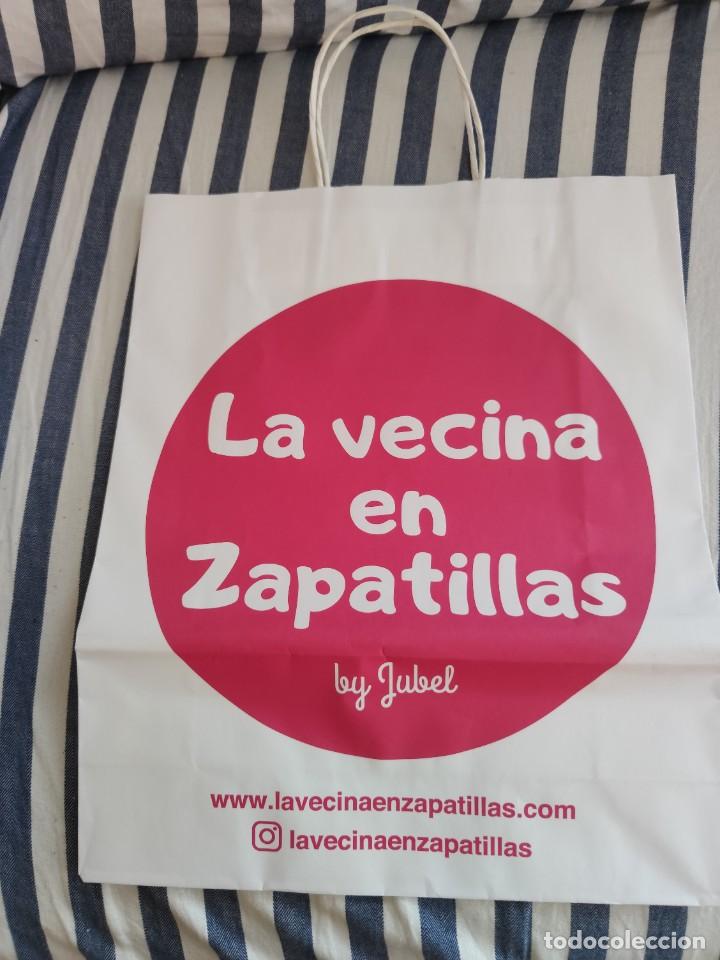 Otros Art&iacute;culos de Coleccionismo en Papel: Bolsa de papel publicidad de zapater&iacute;a La Vecina en Zapatillas by Jubel