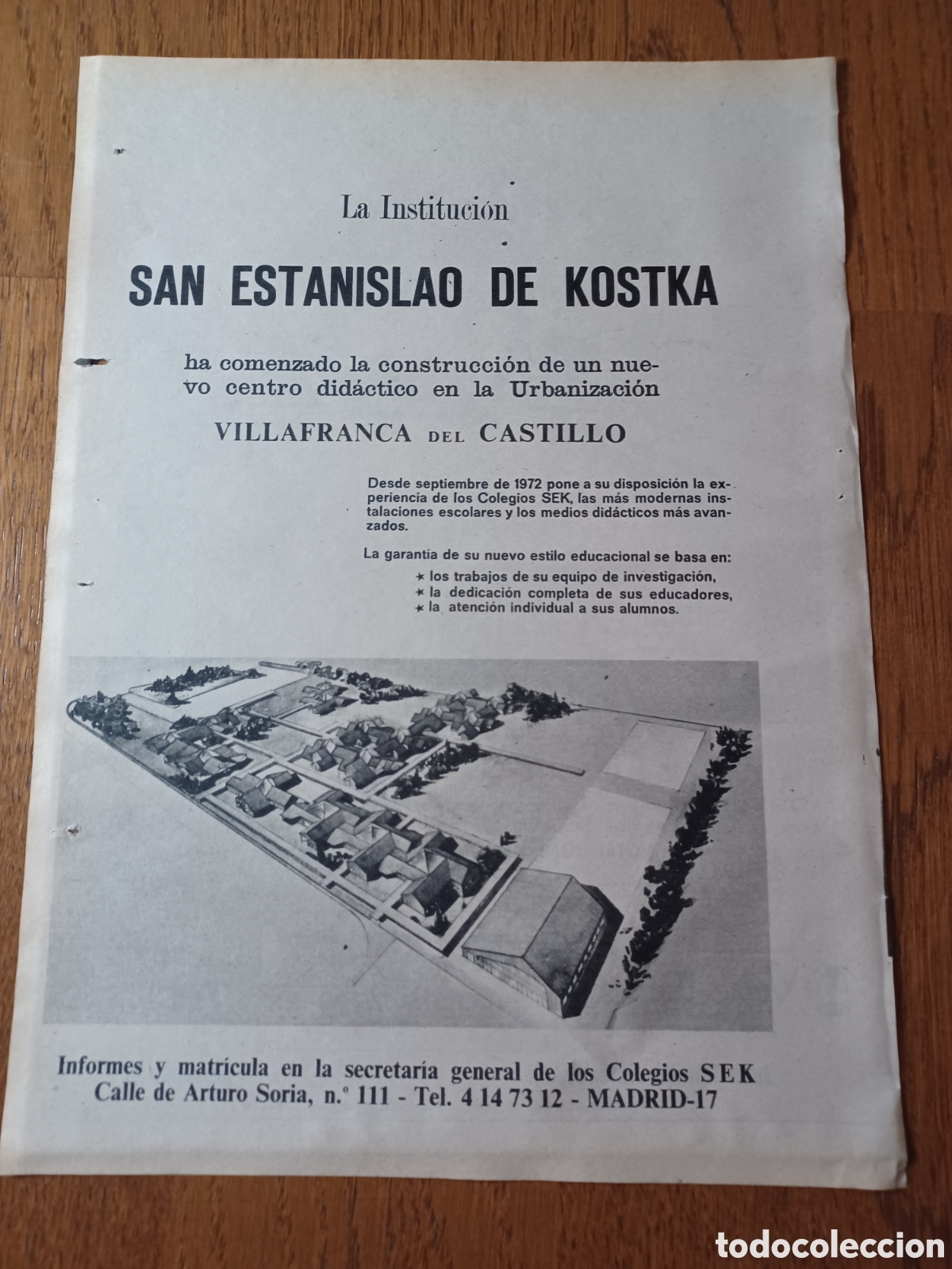 Outros artigos de papel: VILLAFRANCA DEL CASTILLO .INSTITUCION SAN ESTANISLAO DE KOSTKA .NUEVO CENTRO . A&Ntilde;O 1971. 31 X 22 CM