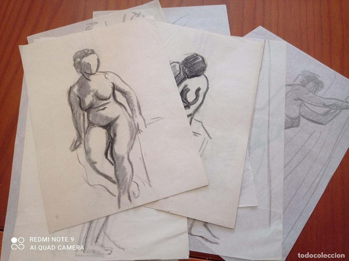 Altri oggetti di carta: BOCETOS DE 16 MUJERES A LAPIZ