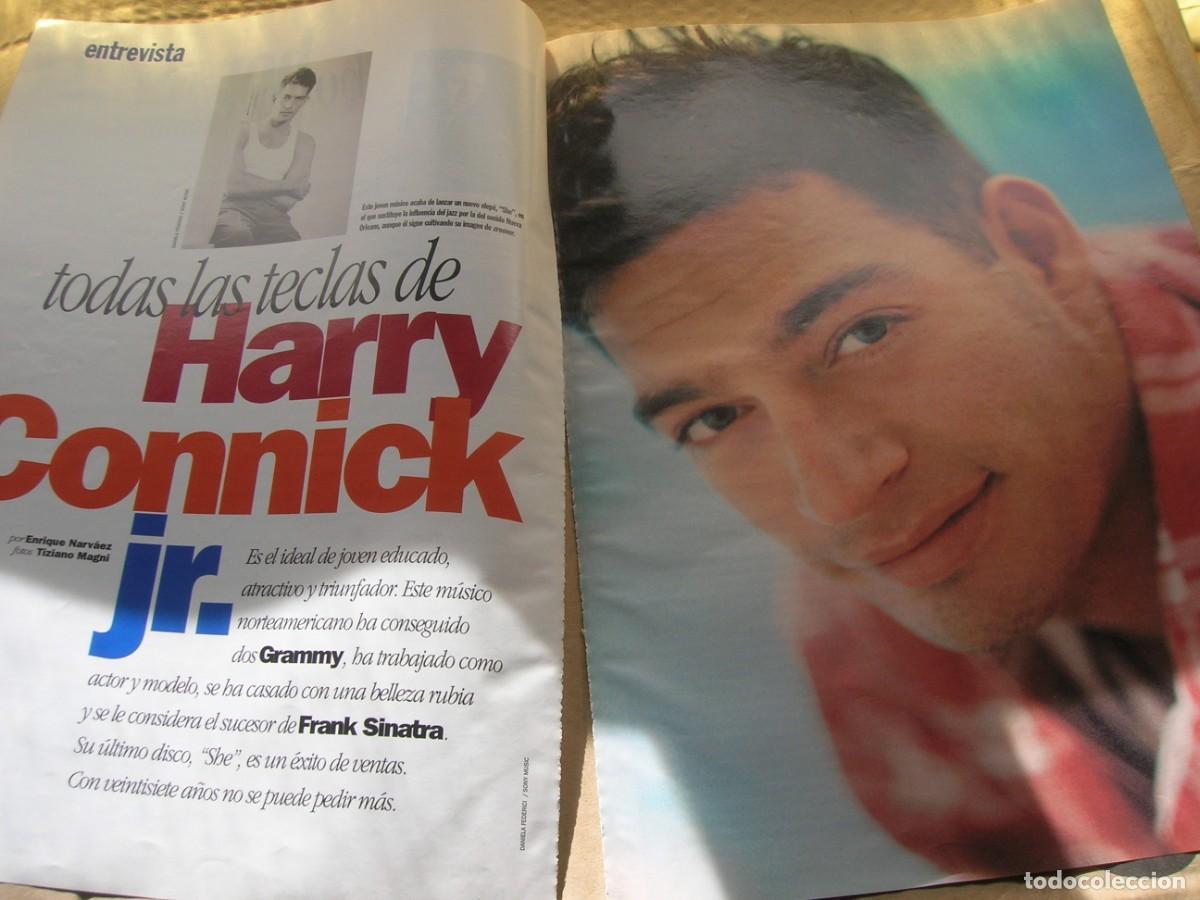 Otros Art&iacute;culos de Coleccionismo en Papel: Harry Connick. 3 Hojas recorte de revista, a&ntilde;o 1995. Con Albert Camus, Michael Douglas, Woody Allen.
