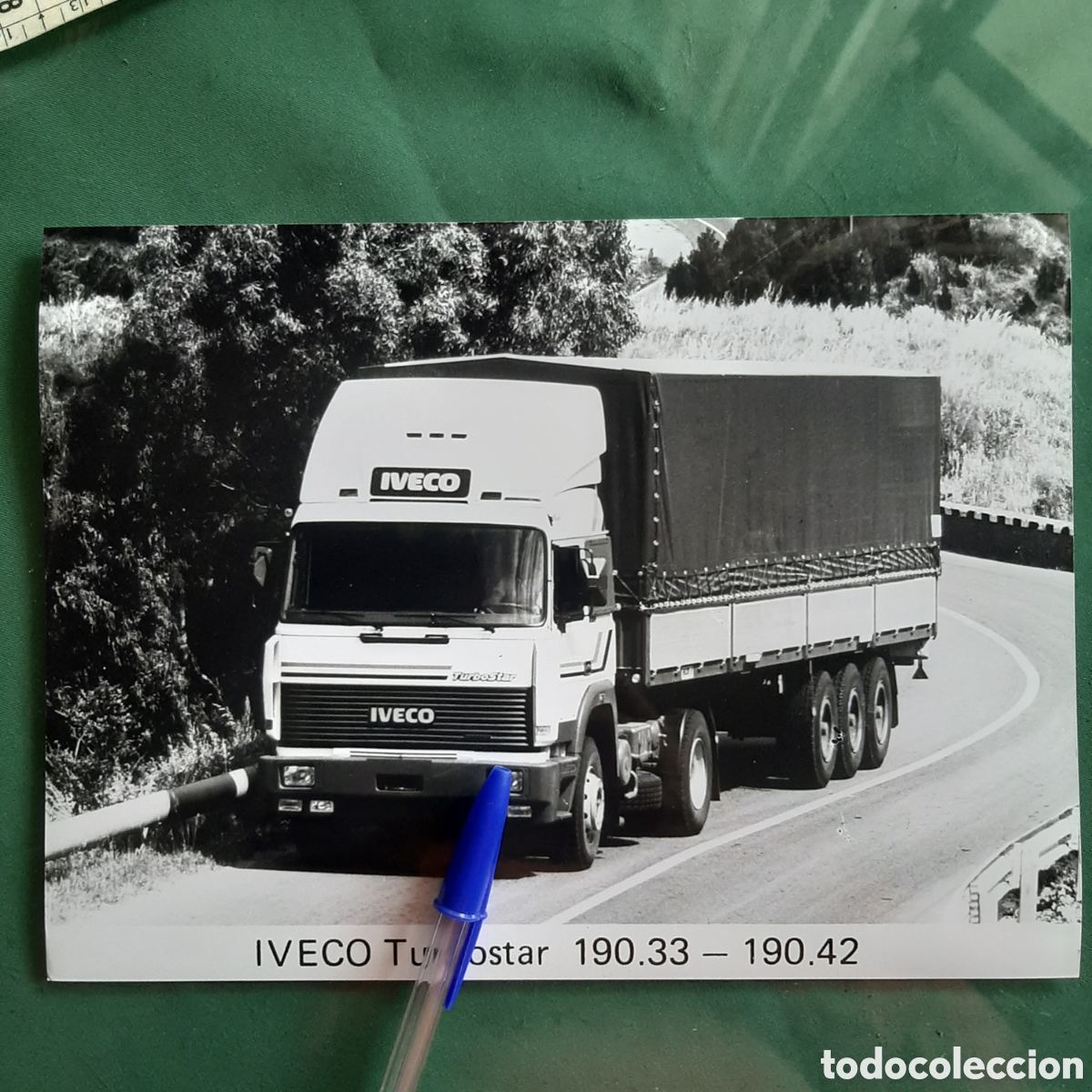 Paper Collecting Others: Fotograf&iacute;a camion Iveco turbostar