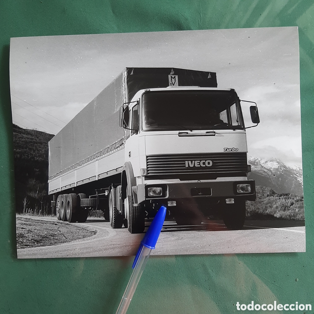 Paper Collecting Others: Fotograf&iacute;a camion Iveco 190.26 T