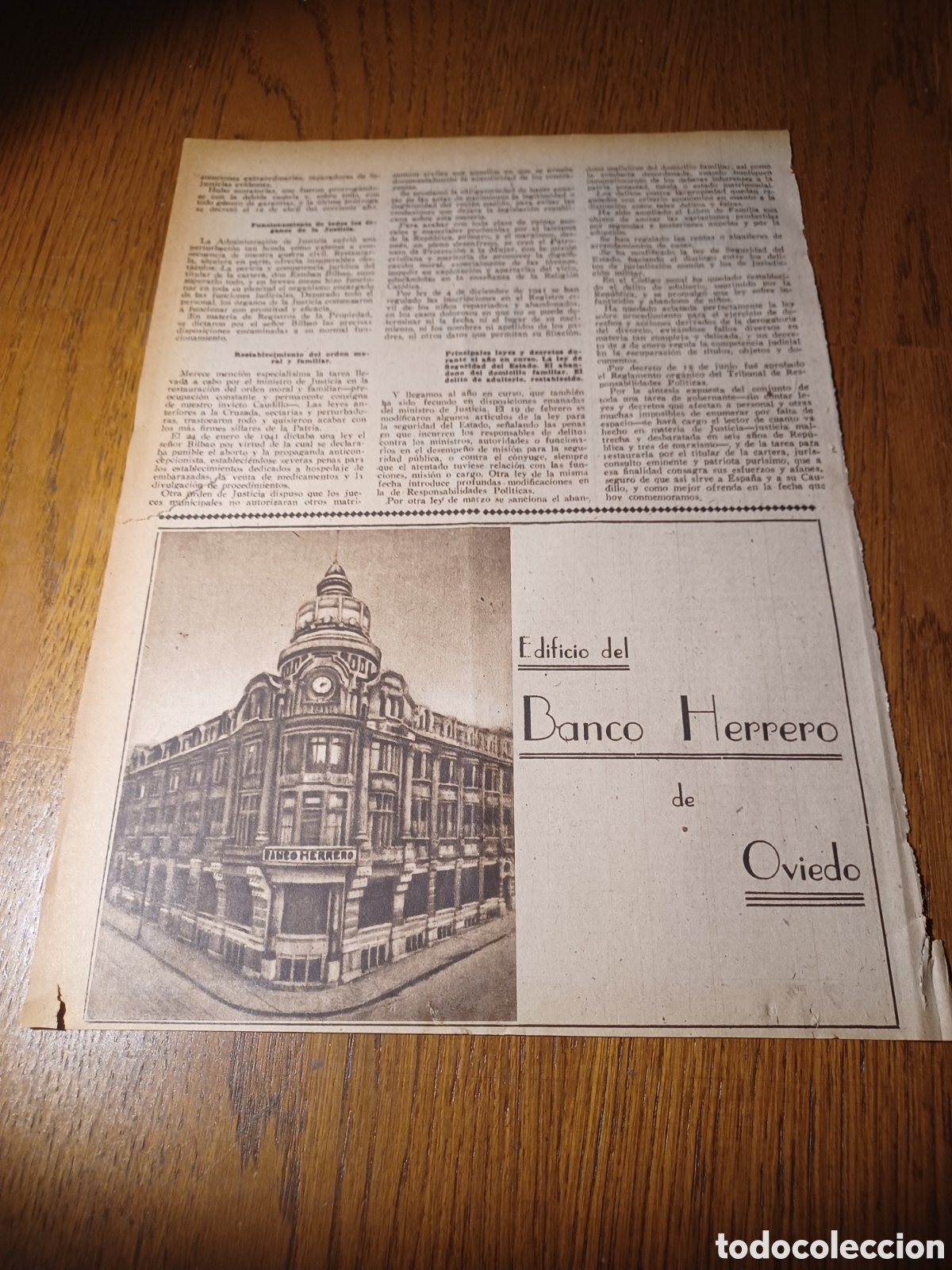 Sammelleidenschaft Andere Papierartikel: PUBLICIDAD DEL BANCO HERRERO DE OVIEDO. EDIFICIO. RECUADRO 23 X 15 CM . PAGINA 30 X 23 CM .A&Ntilde;O 1942