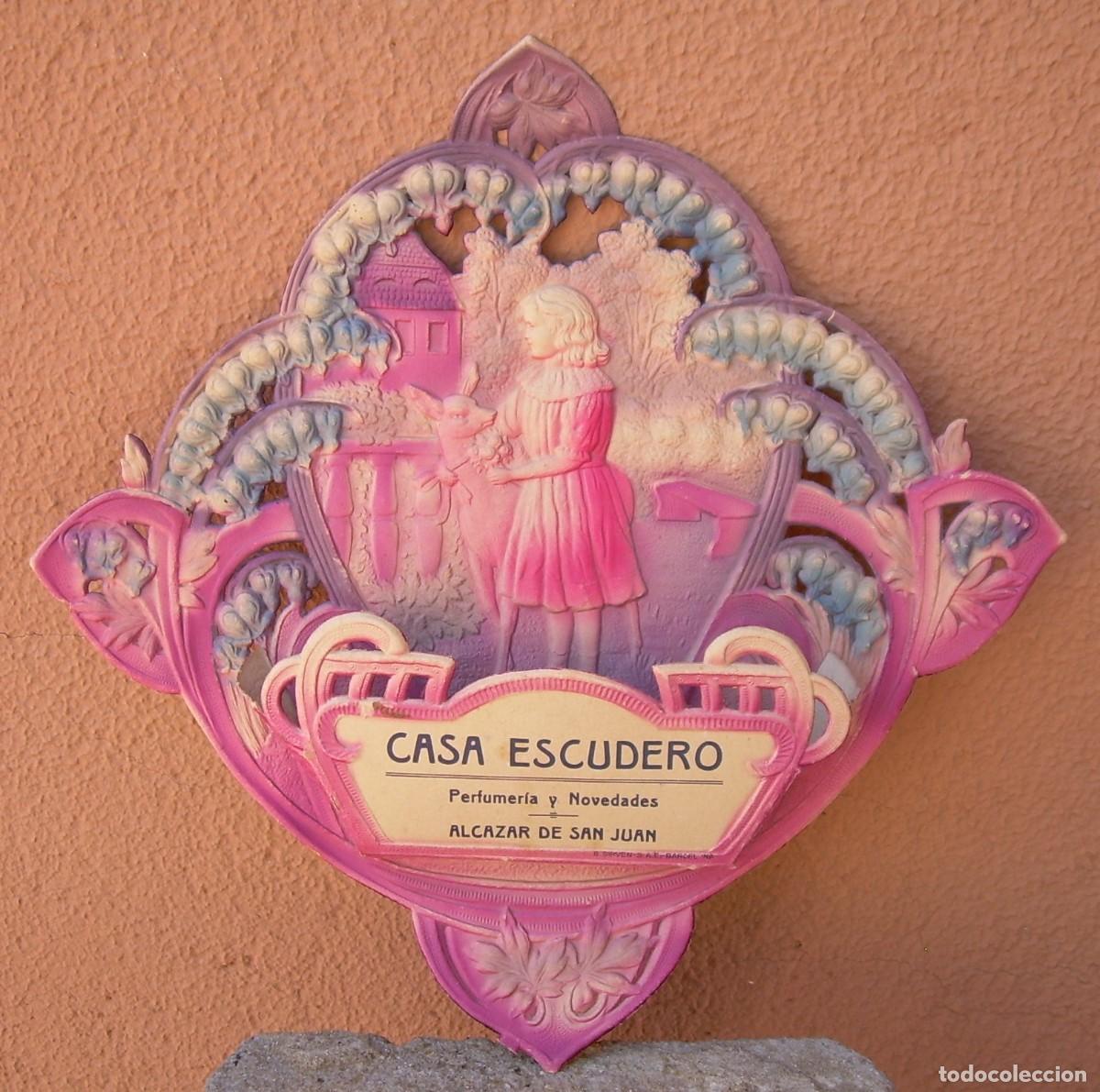 Otros Art&iacute;culos de Coleccionismo en Papel: ANTIGUA PUBLICIDAD TROQUELADA CASA ESCUDERO. PERFUMERIA Y NOVEDADES. ALCAZAR DE SAN JUAN