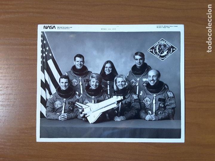 Paper Collecting Others: Foto original NASA tama&ntilde;o DIN A4, Misi&oacute;n STS-40 (S40-S-002) - Space Shuttle