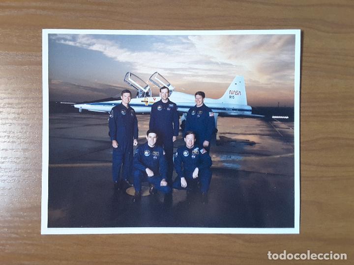 Outros artigos de papel: Foto original NASA tama&ntilde;o DIN A4, Misi&oacute;n STS-41 (KSC-90PC-1148) - Space Shuttle