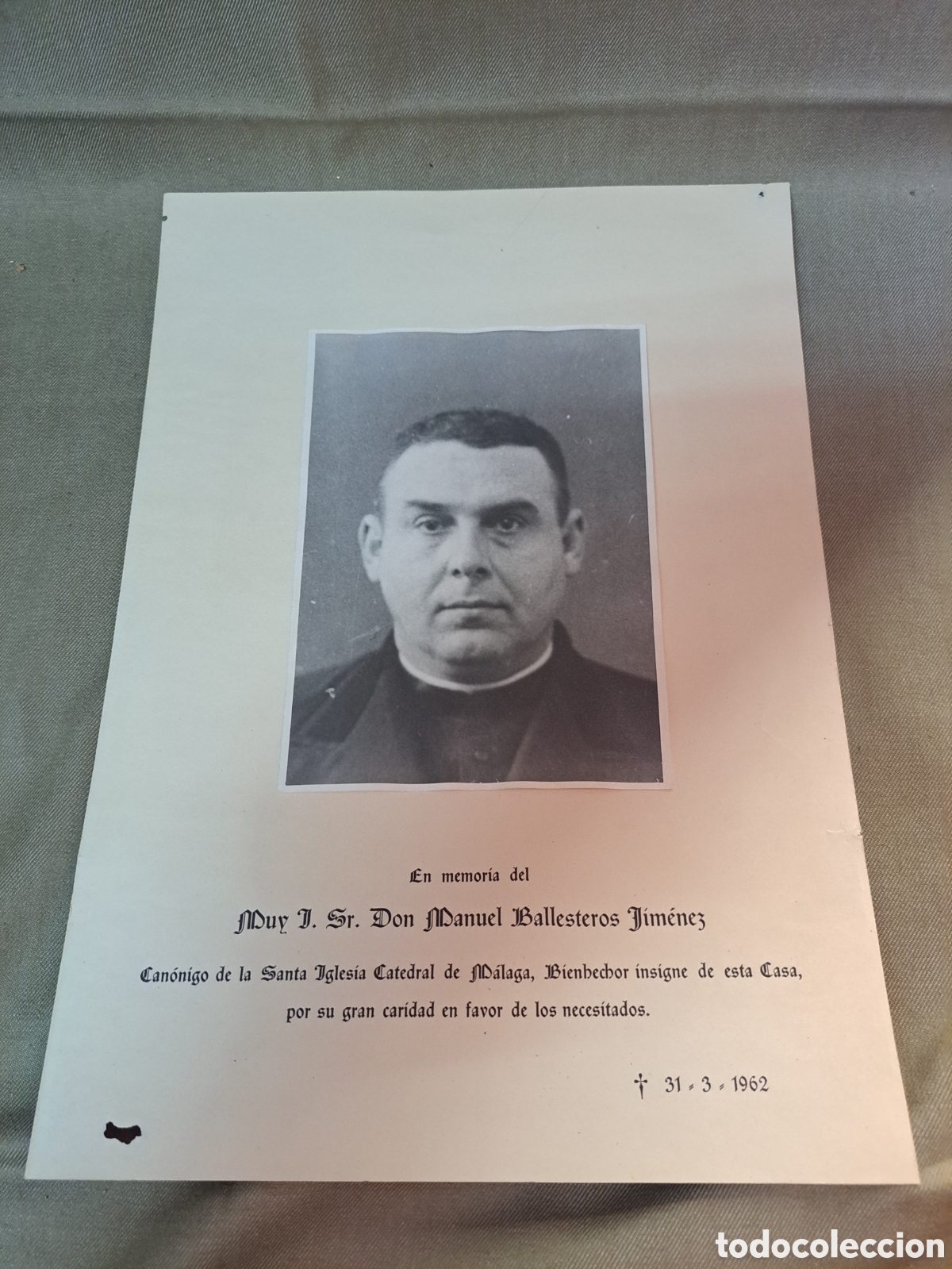 Sammelleidenschaft Andere Papierartikel: MEMOR&Aacute;NDUM O ESQUELA TAMA&Ntilde;O FOLIO,CONTIENE FOTO DEL CANONIGO DE LA CATEDRAL DE M&Aacute;LAGA 1962