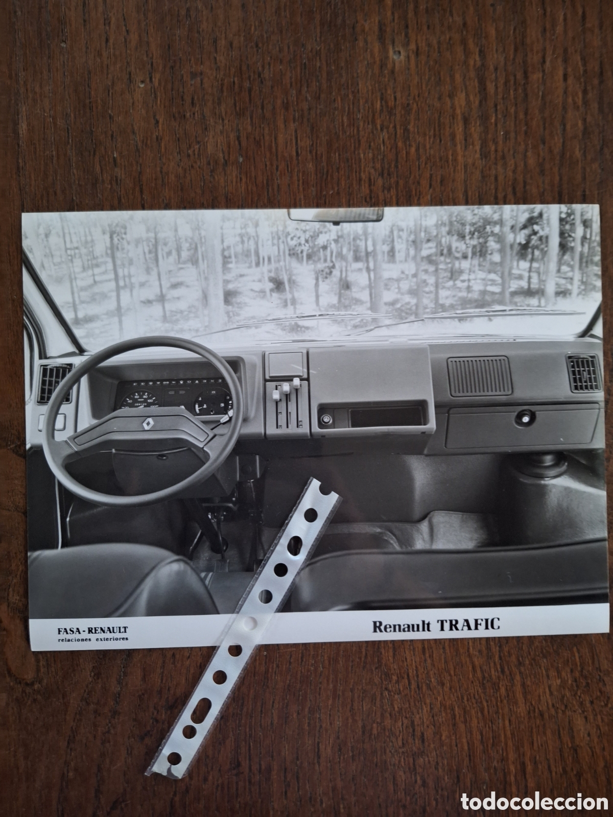 Outros artigos de papel: Fotograf&iacute;a furgoneta Renault Trafic