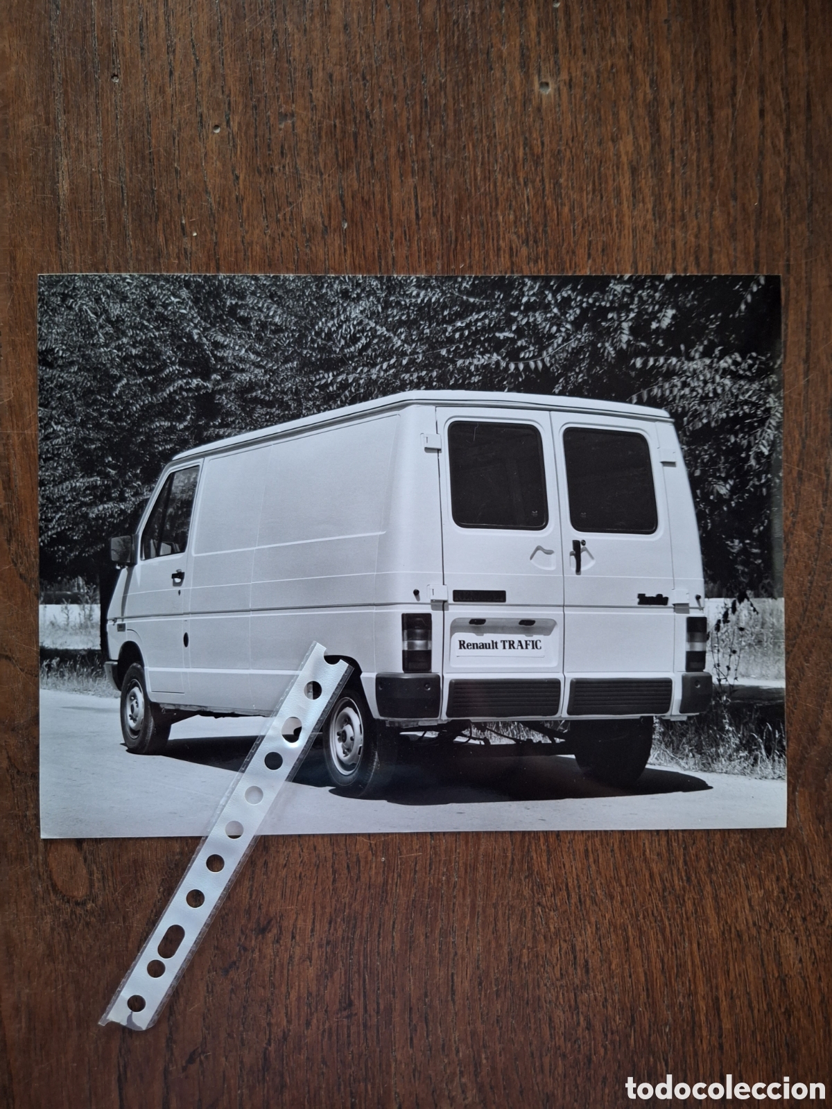 Outros artigos de papel: Fotograf&iacute;a furgoneta Renault Trafic