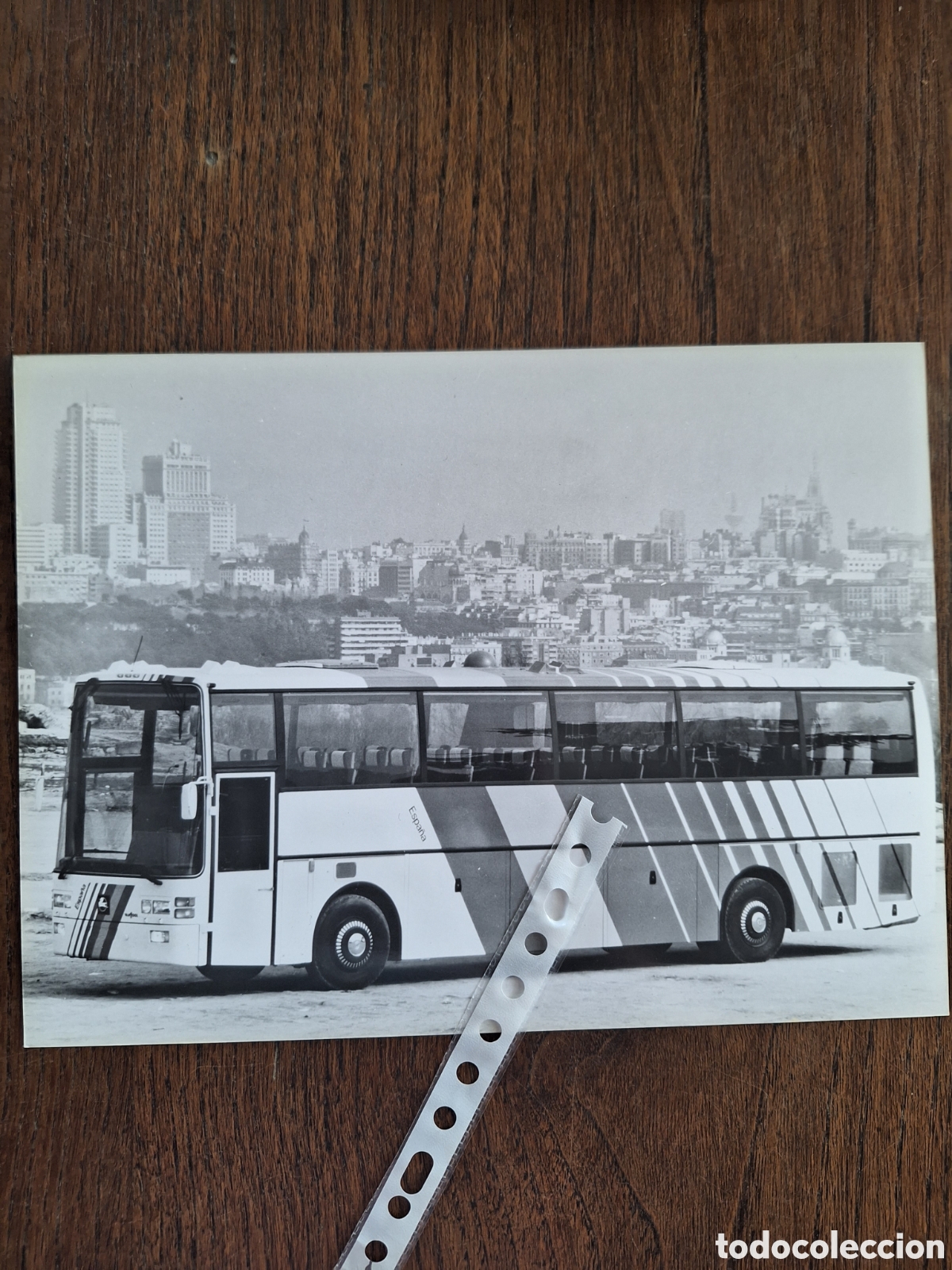 Otros art&iacute;culos de coleccionismo en papel: Fotograf&iacute;a autobus pegaso 6100