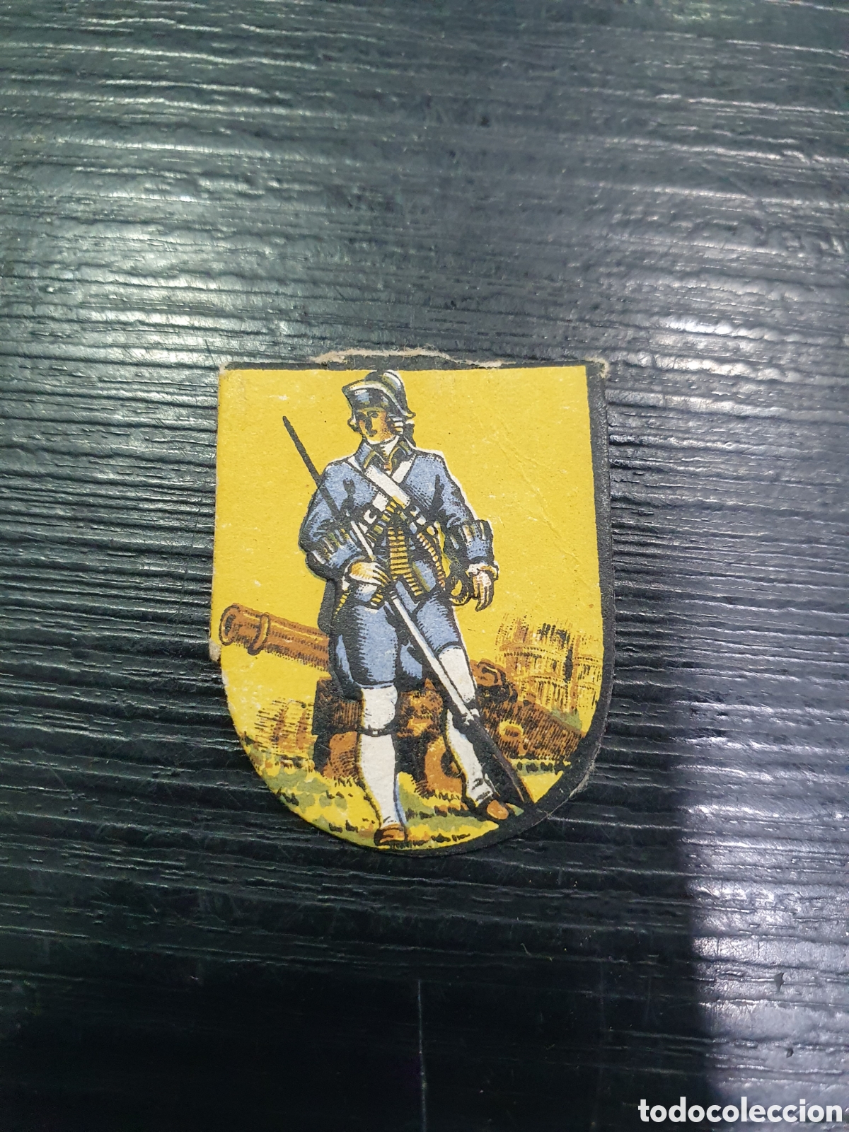 Outros artigos de papel: Emblema Auxilio Social. Infanter&iacute;a espa&ntilde;ola. Fusilaron. (L1)