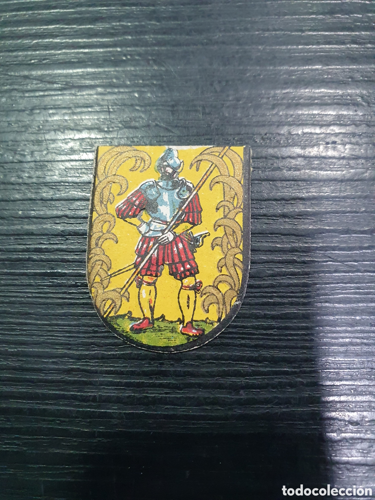 Paper Collecting Others: Emblema Auxilio Social. Infanter&iacute;a espa&ntilde;ola s. XVI. (L1)