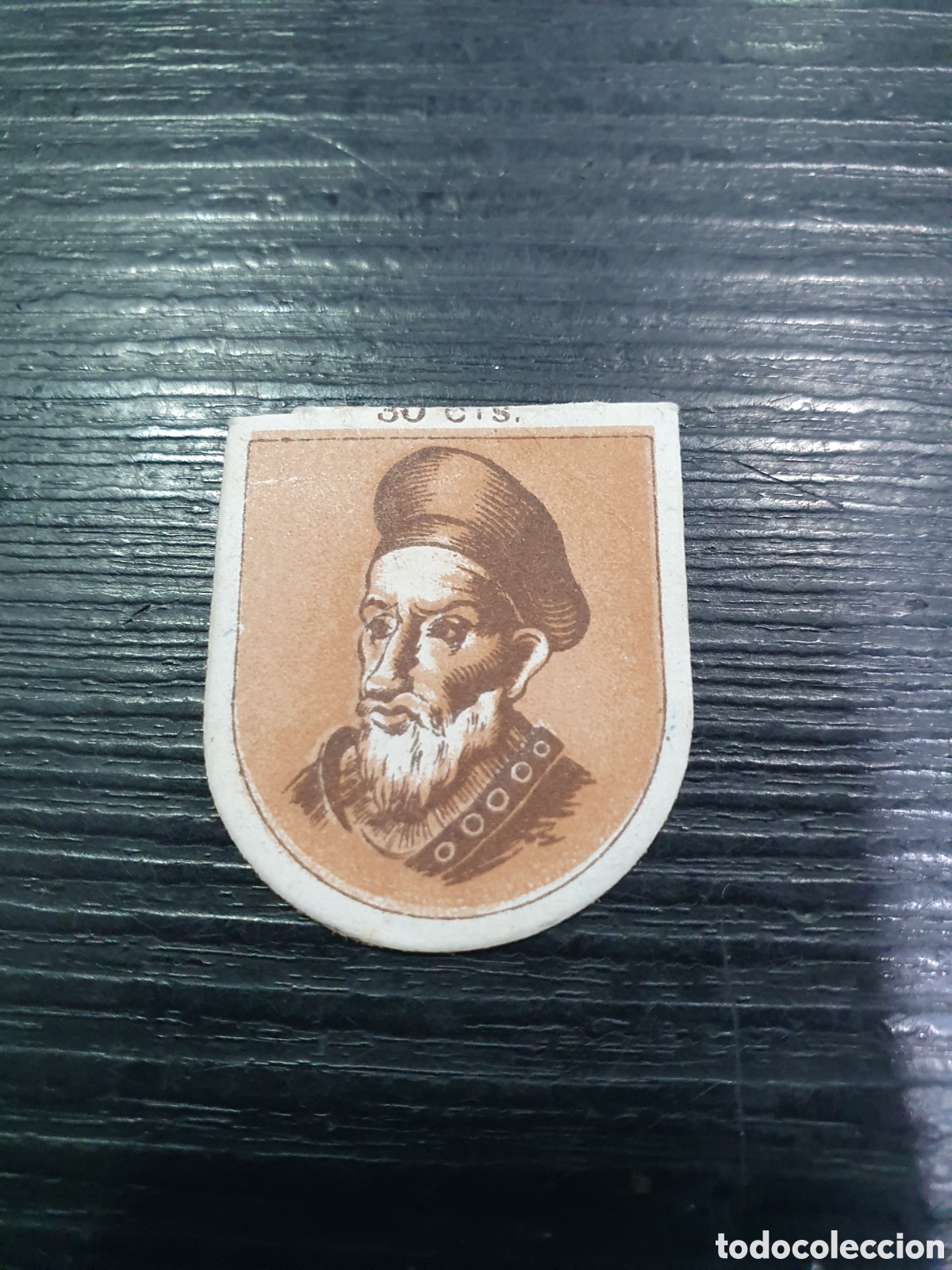 Outros artigos de papel: Emblema Auxilio Social. Diego Garc&iacute;a de Paredes. (L1)
