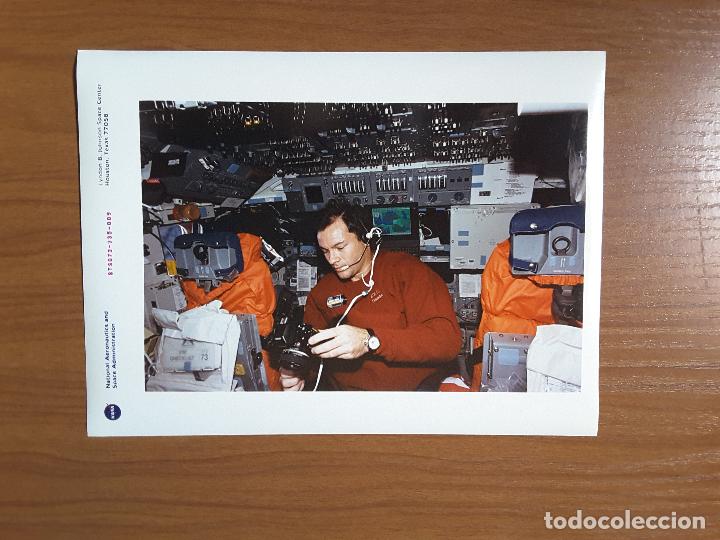 Outros artigos de papel: Foto original NASA tama&ntilde;o DIN A4, Misi&oacute;n STS-73 (STS073-335-009) - Space Shuttle