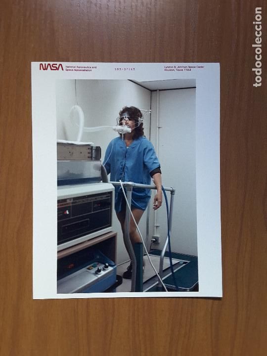 Paper Collecting Others: Foto original NASA tama&ntilde;o DIN A4, Misi&oacute;n STS-51L Challenger (S85-37165) - Space Shuttle