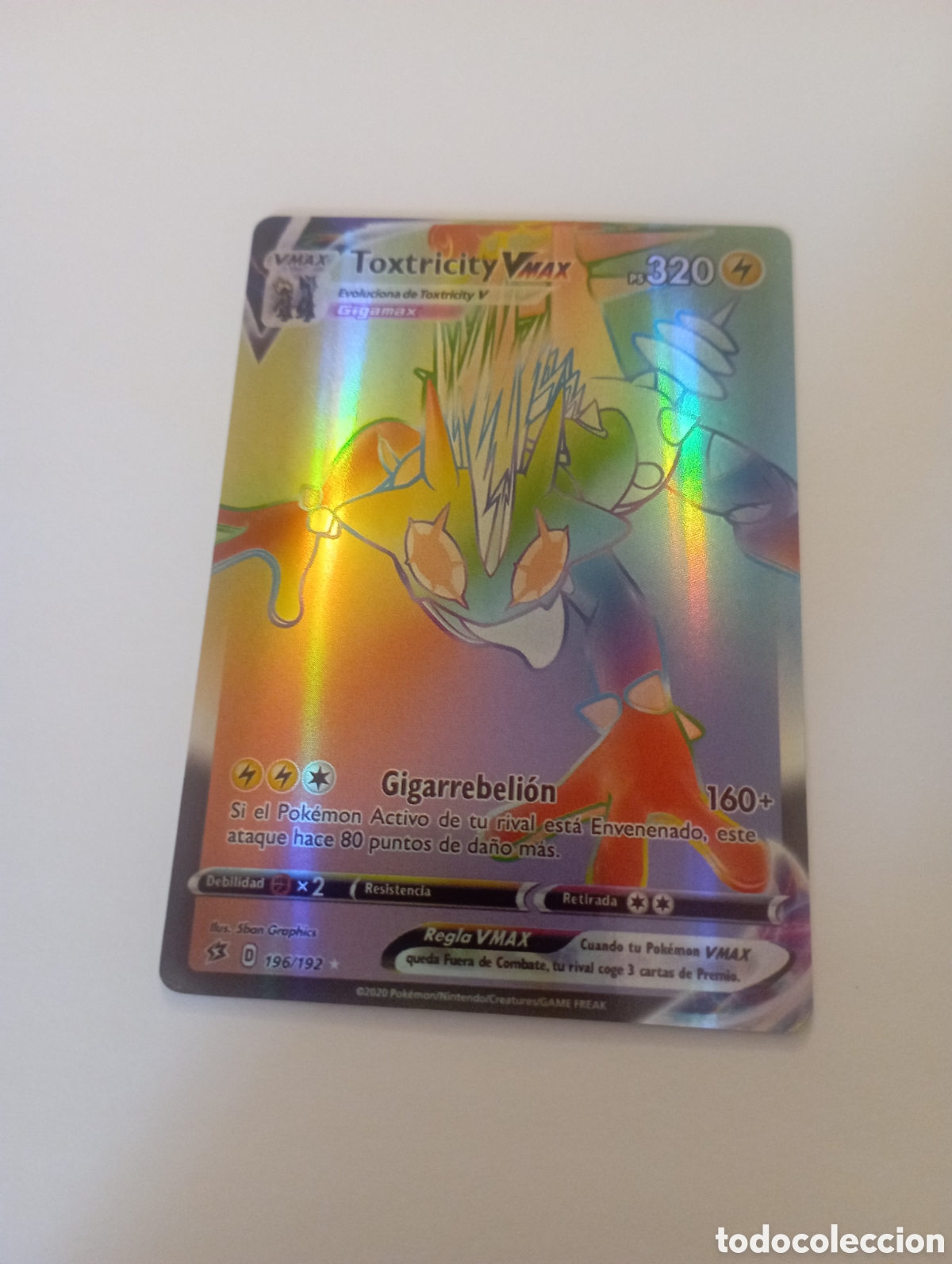 Otros art&iacute;culos de coleccionismo en papel: TOXTRICITY VMAX POKEMON CARD CARTA POKEMON