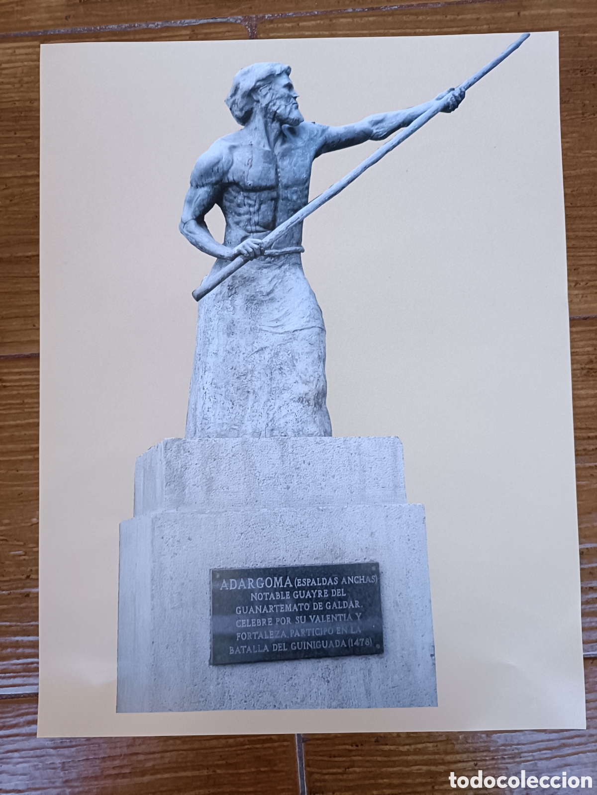 Otros art&iacute;culos de coleccionismo en papel: L&aacute;mina Deporte Canario (Escultura Adargoma)