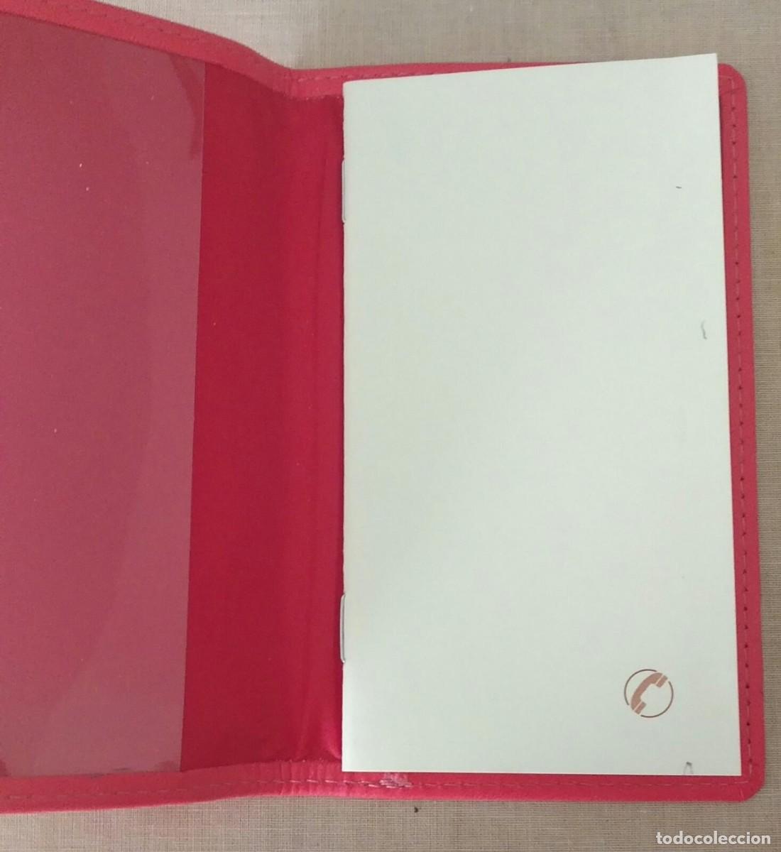 Otros art&iacute;culos de coleccionismo en papel: Funda pl&aacute;stico rosa fucsia con libreta para n&uacute;meros tel&eacute;fonos - tama&ntilde;o bolsillo - sin usar