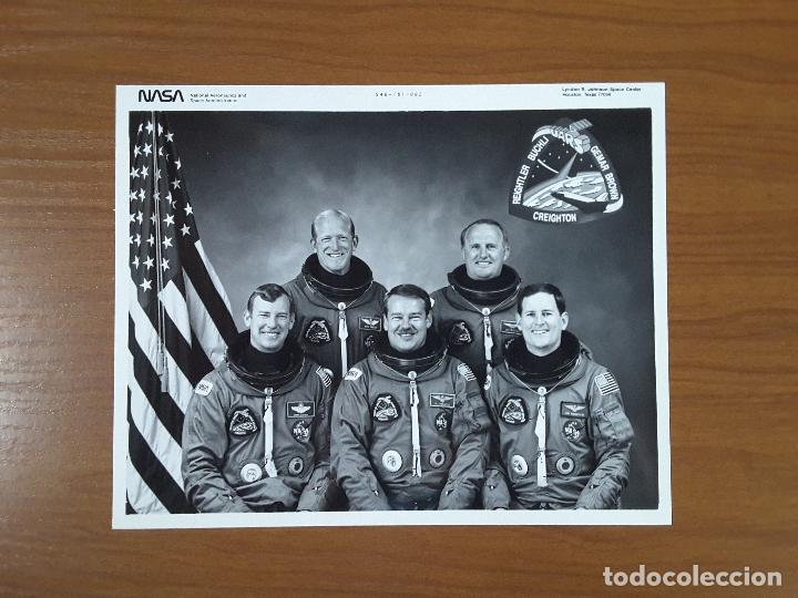 Outros artigos de papel: Foto original NASA tama&ntilde;o DIN A4, Misi&oacute;n STS-48 (S48-S-002) - Space Shuttle
