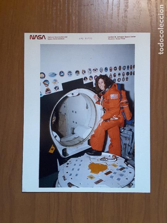 Paper Collecting Others: Foto original NASA tama&ntilde;o DIN A4, Misi&oacute;n STS-56 (S92-51702) - Space Shuttle
