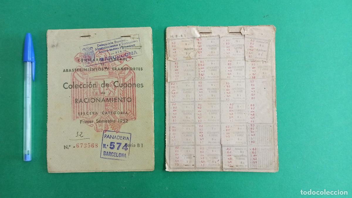 Otros Art&iacute;culos de Coleccionismo en Papel: 2 Antiguos cupones vales de racionamiento. 1951-1952. Barcelona.