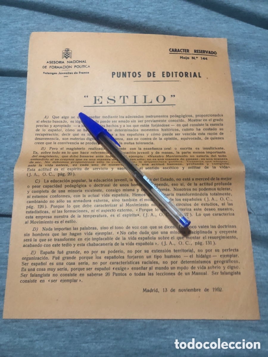Outros artigos de papel: Puntos de Editorial, Asesoria Nacional de Formacion Politica, Falanges Juveniles de Franco (L9)