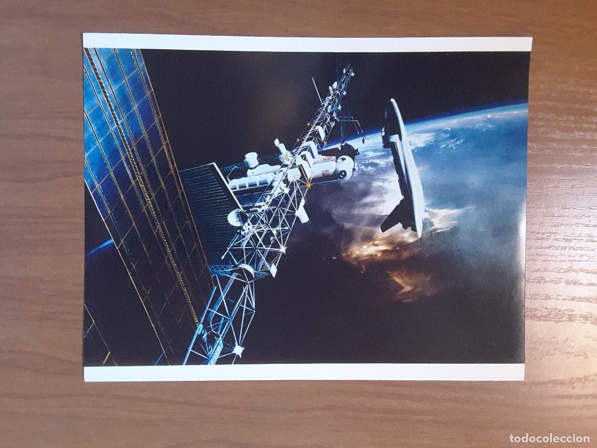 Outros artigos de papel: Foto original Boeing tama&ntilde;o DIN A4, ISS