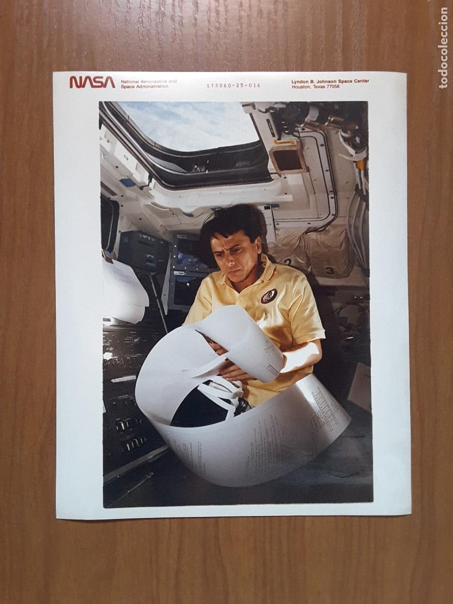 Outros artigos de papel: Foto original NASA tama&ntilde;o DIN A4, Misi&oacute;n STS-60 (STS060-25-016) - Space Shuttle