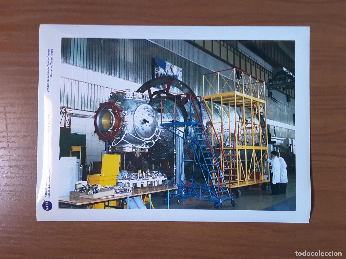 Collectionnisme Papier divers: Foto original NASA tama&ntilde;o DIN A4, S97-12607 - FGB-ISS