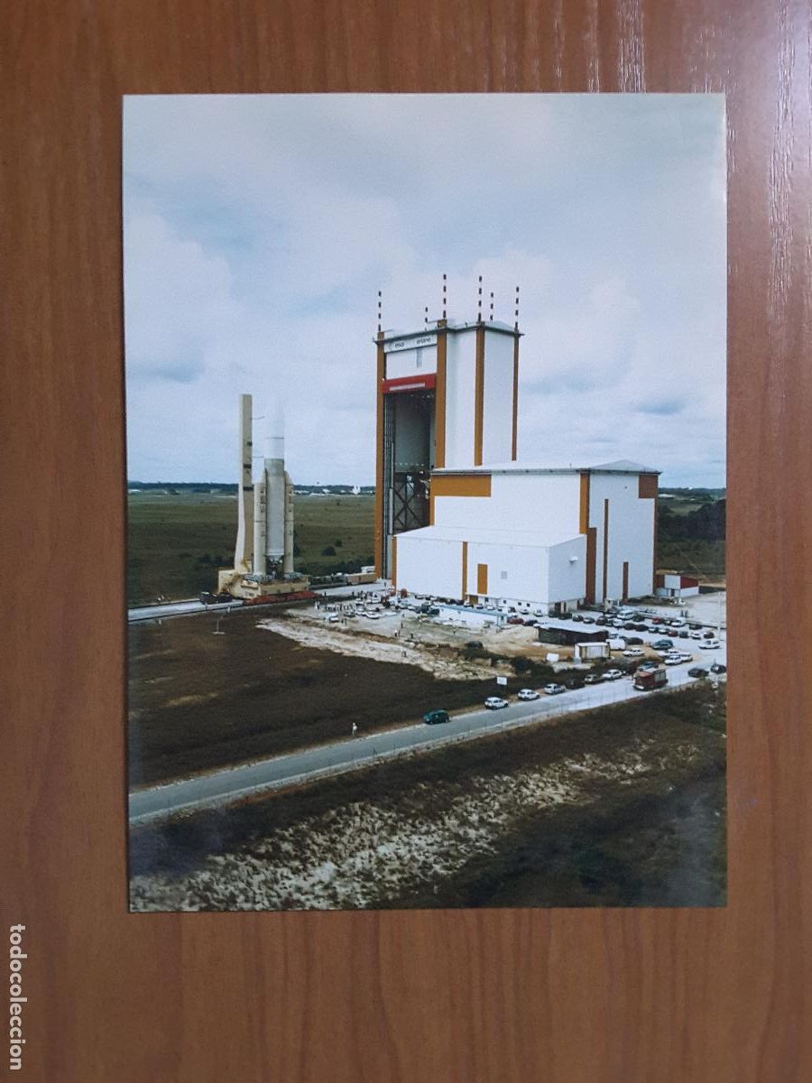 Outros artigos de papel: Foto original ESA tama&ntilde;o DIN A4, Ariane-5