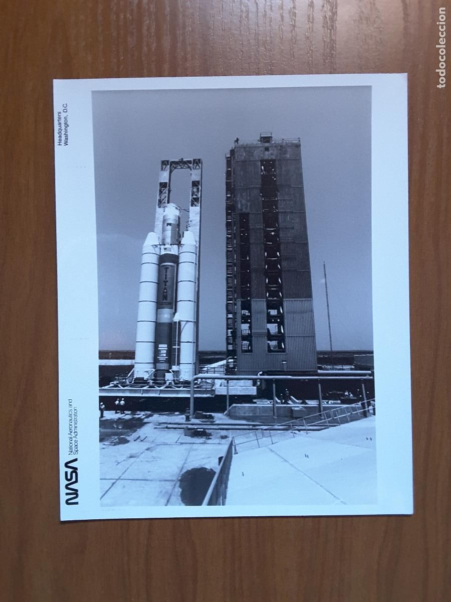 Outros artigos de papel: Foto original NASA tama&ntilde;o DIN A4, 92-H-682 - Titan-III